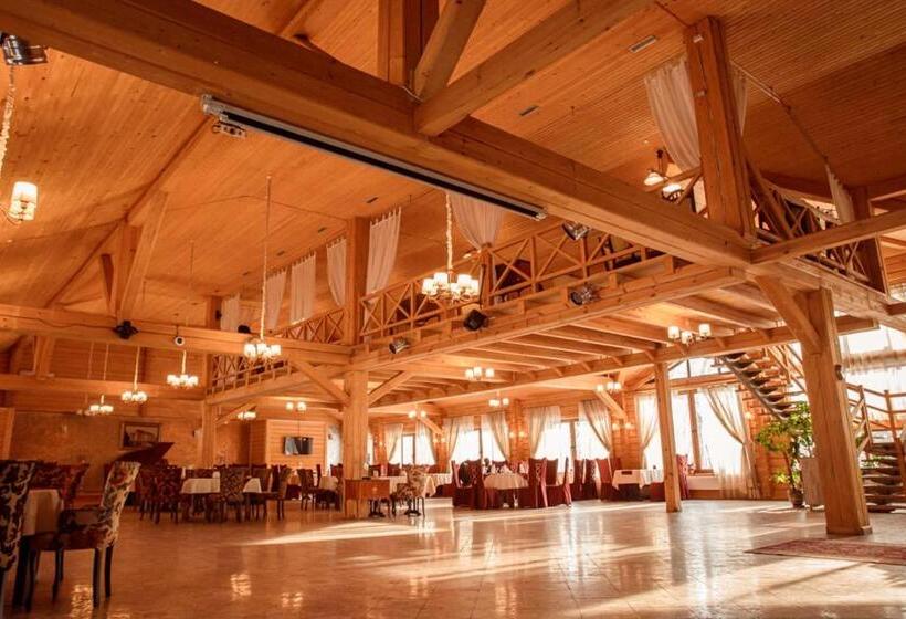 فندق على الطريق Otaman Resort