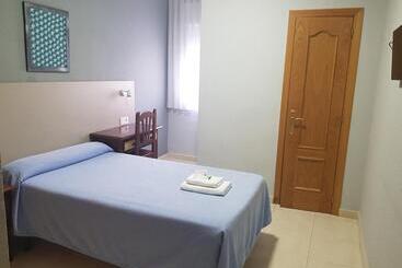 پانسیون Hostal Soto