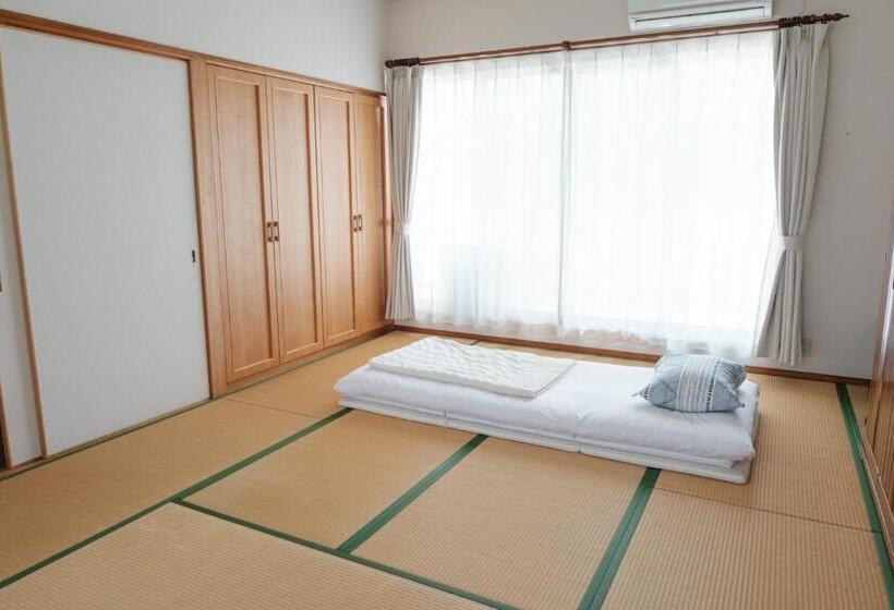 پانسیون Maruhouse