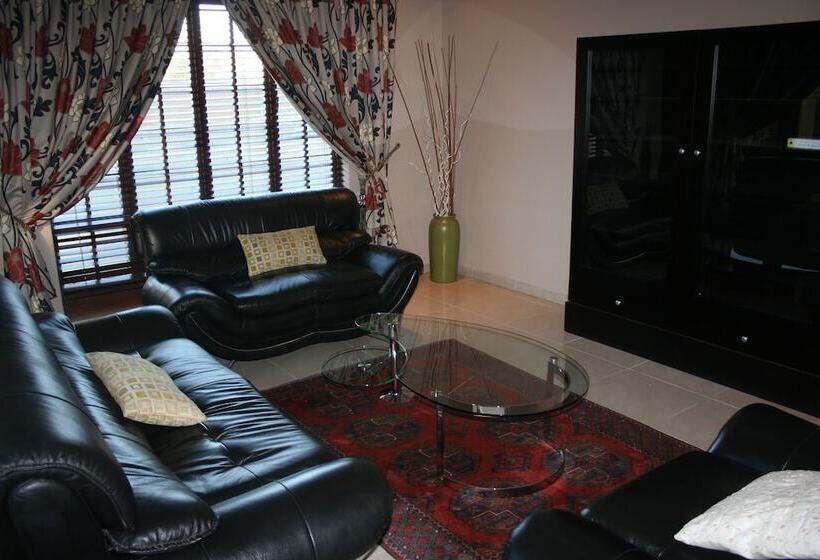 ペンション Meloding Guest House