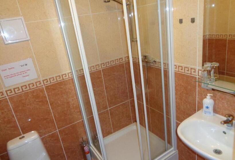 بنسيون Penzión Vila Dalí