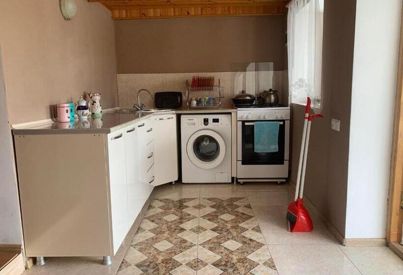 پانسیون Tsivi Tba