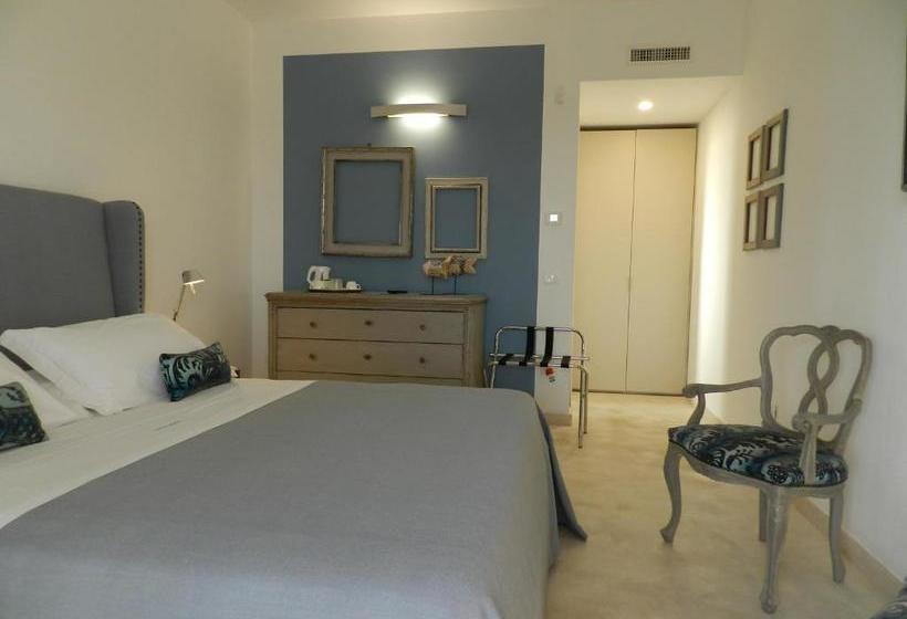 استراحتگاه Scilla Maris Charming Suites
