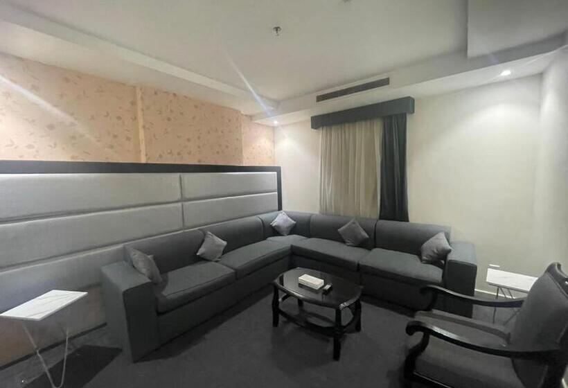 Shouel Inn Furnished Apartments