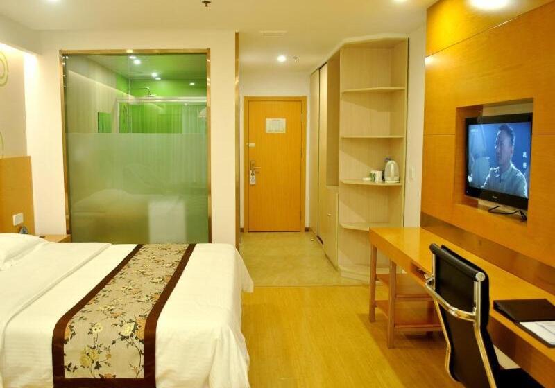 Отель Greentree Inn Chizhou High Speed Railway Station
