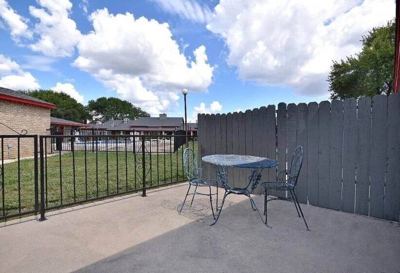 Мотель Americas Best Value Inn Lockhart Tx