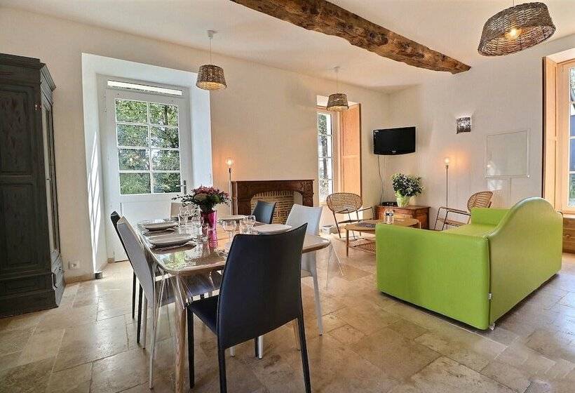 تختخواب و صبحانه Chateau Des Fontenelles