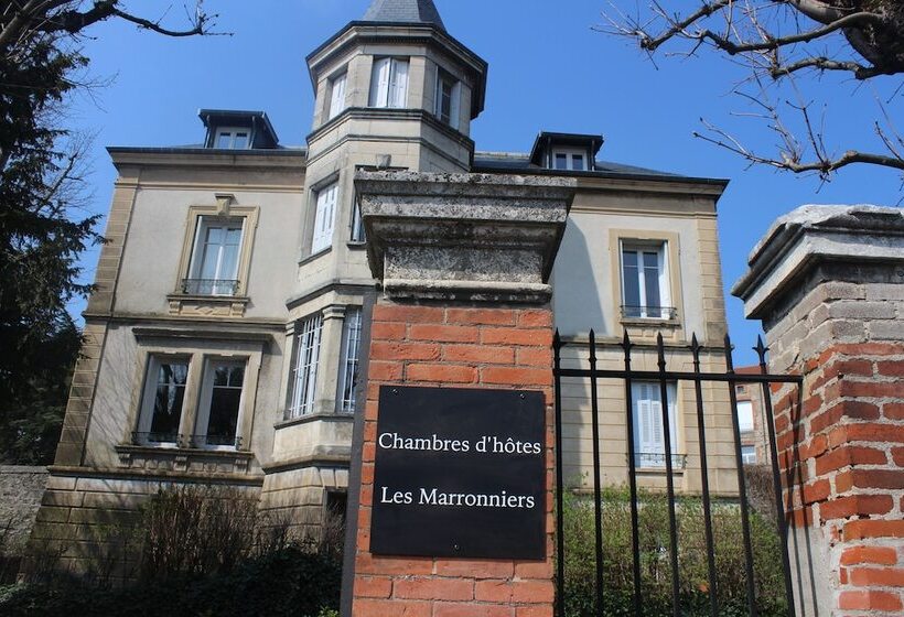 ベッドアンドブレックファースト Les Marronniers