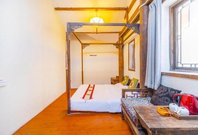 Pensão Lewo Guest House