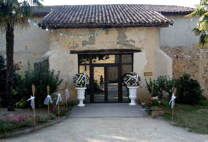 بنسيون Château D Aon