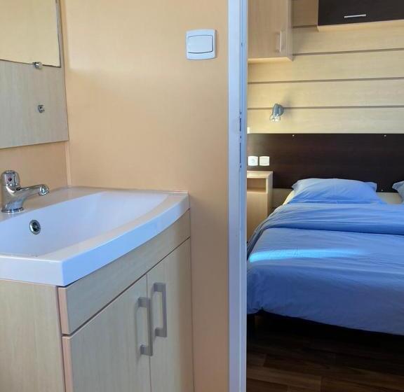 住宿加早餐  Lo Soulenquo à Fonteilles Sur Le Gr 65