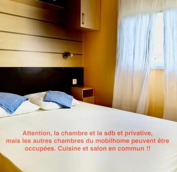 住宿加早餐  Lo Soulenquo à Fonteilles Sur Le Gr 65