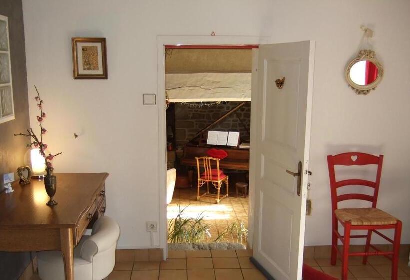 ベッドアンドブレックファースト Chambre D Hôtes Des Anges Proche Mont Saint Michel, L Angevinière