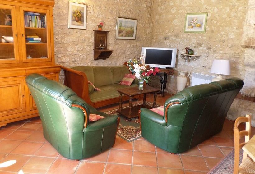 Gîte La Mijotière  In A Rural Location