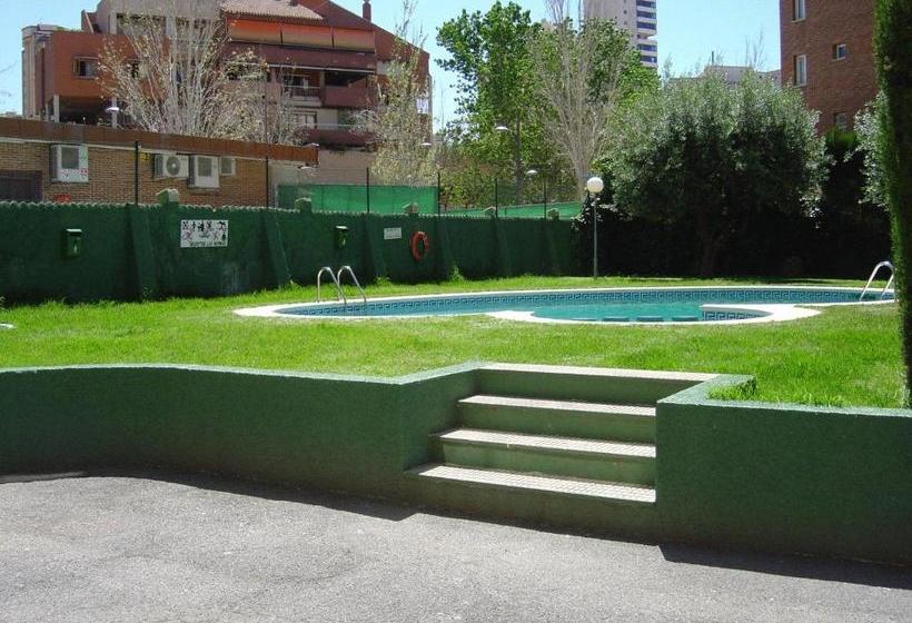 Apartamentos Torre Gerona