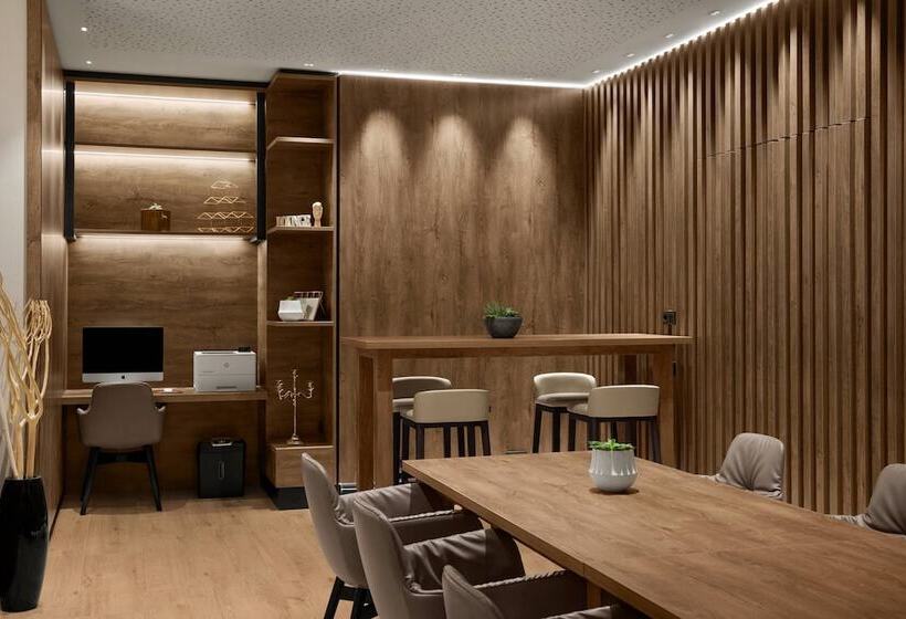 Ac Hotel By Marriott Innsbruck
