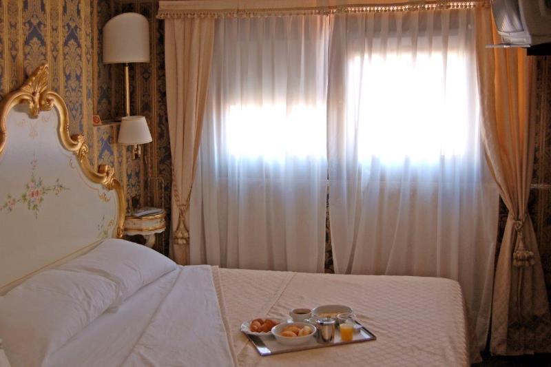 Fotos del hotel Graspo De Ua:  17