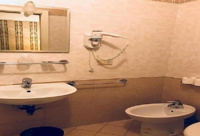 Fotos del hotel Graspo De Ua:  14