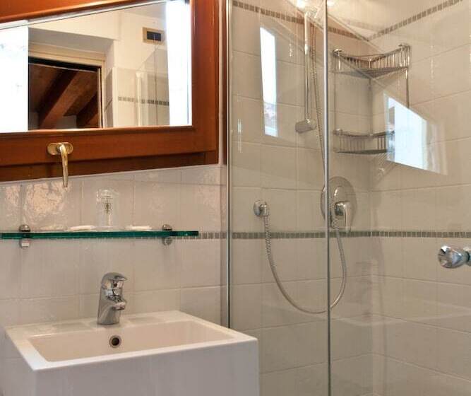 Fotos del hotel Graspo De Ua:  11