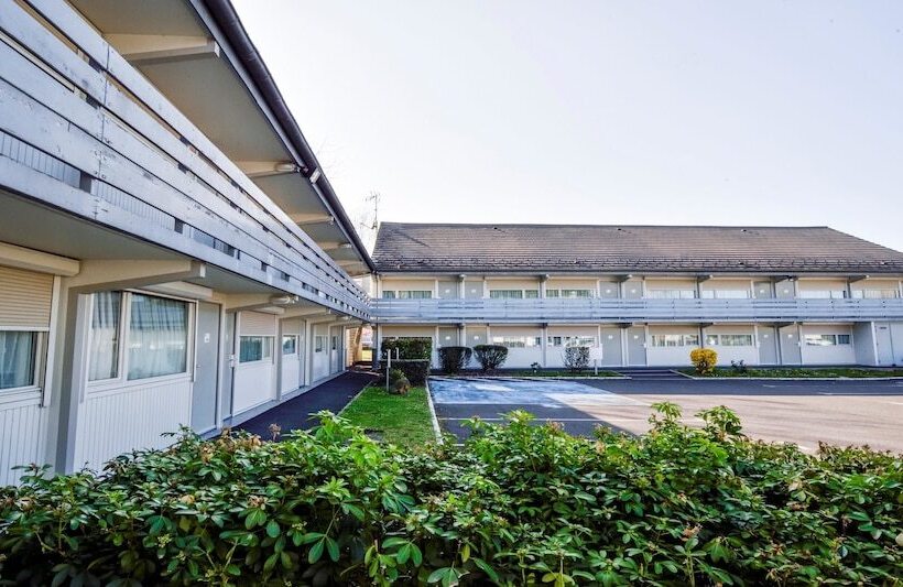 호텔 Campanile Clermont Ferrand ~ Riom