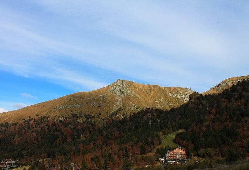 호텔 Campanile Clermont Ferrand ~ Riom