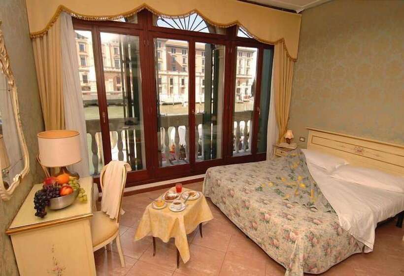 Fotos del hotel Canal:  4