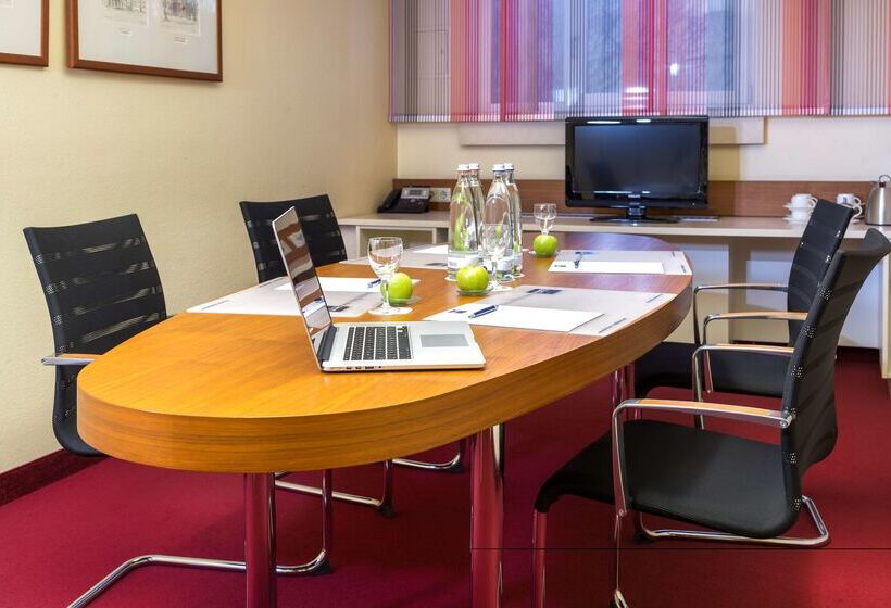 هتل Essential By Dorint Köln Junkersdorf