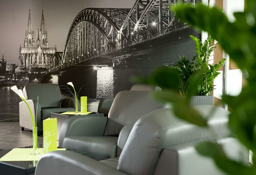 هتل Essential By Dorint Köln Junkersdorf