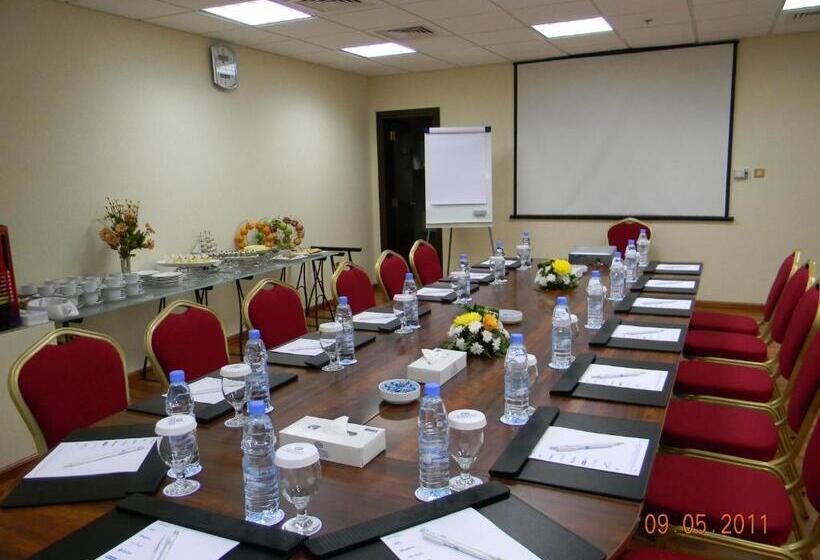 هتل Grand Continental