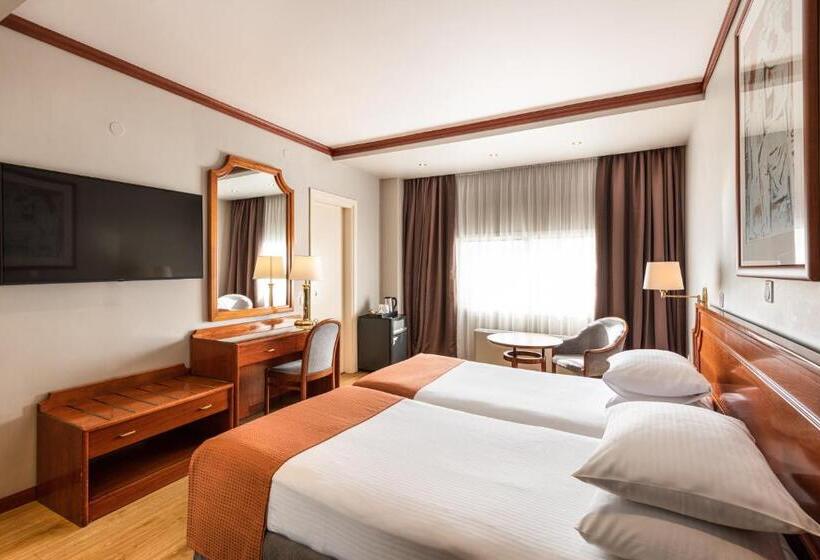 هتل Holiday Inn Thessaloniki, An Ihg