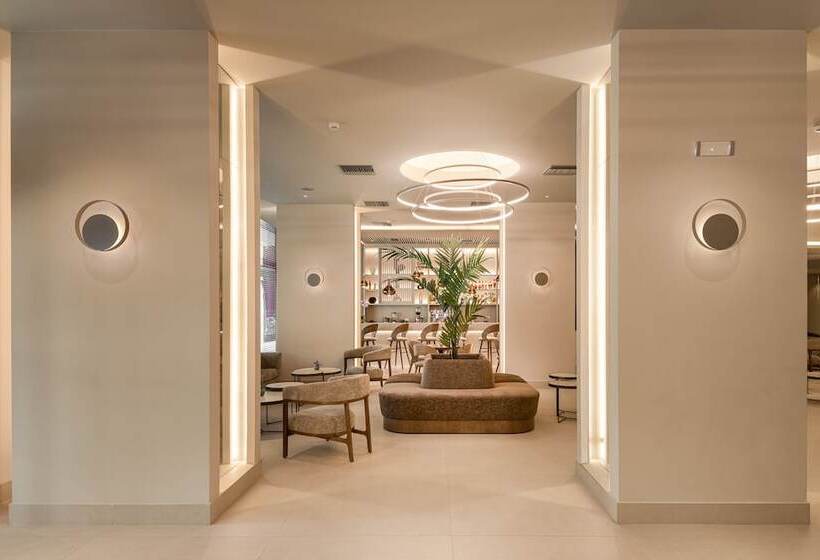 هتل Holiday Inn Thessaloniki, An Ihg