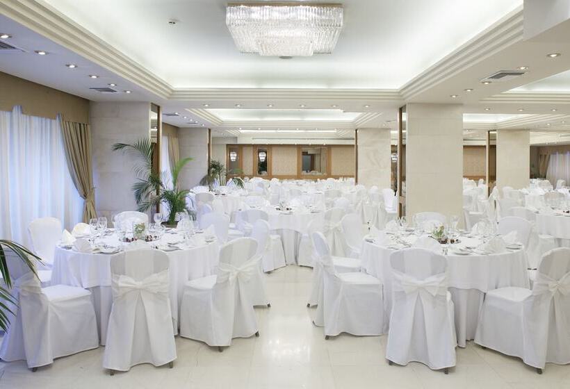 هتل Holiday Inn Thessaloniki, An Ihg
