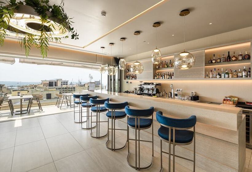 هتل Holiday Inn Thessaloniki, An Ihg