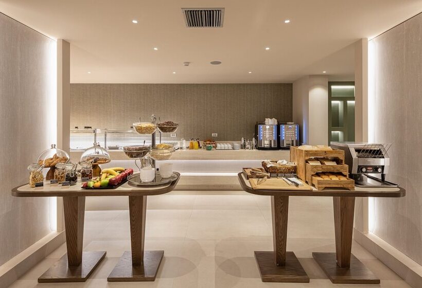 هتل Holiday Inn Thessaloniki, An Ihg