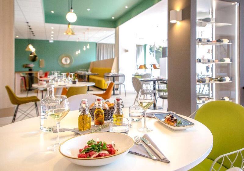 Отель Hôtel Mercure Cavaillon