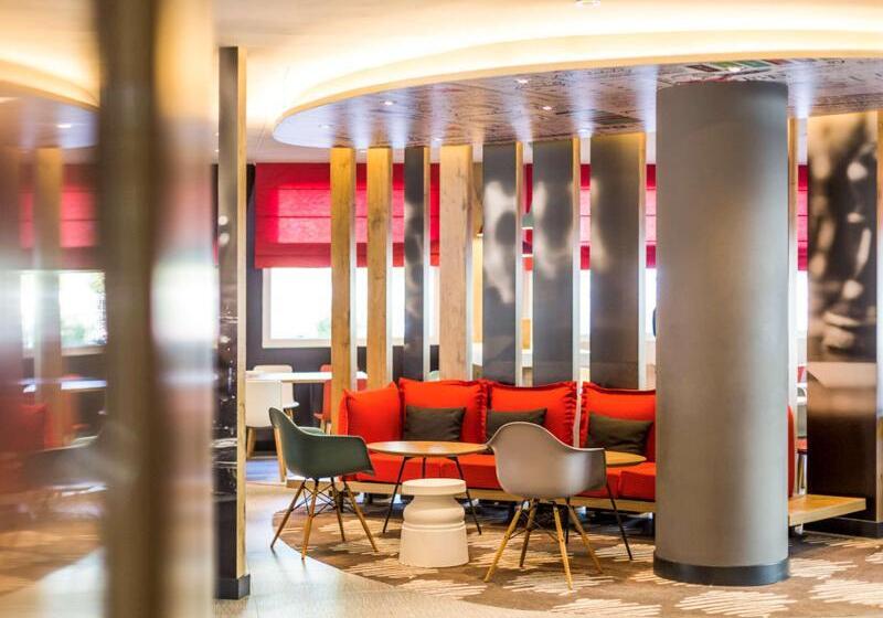 هتل Ibis Barcelona Castelldefels