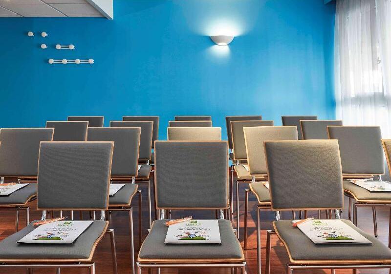 هتل Ibis Styles Toulon Centre Port
