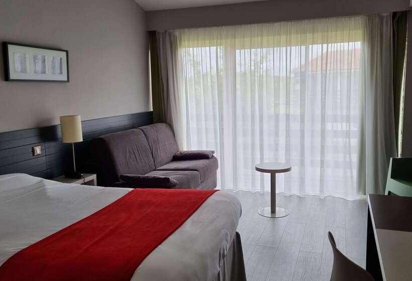 هتل Kyriad Angoulême Nord Champniers  Hôtel & Résidence