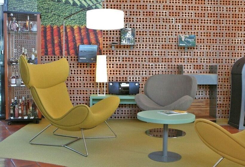 هتل Kyriad Angoulême Nord Champniers  Hôtel & Résidence