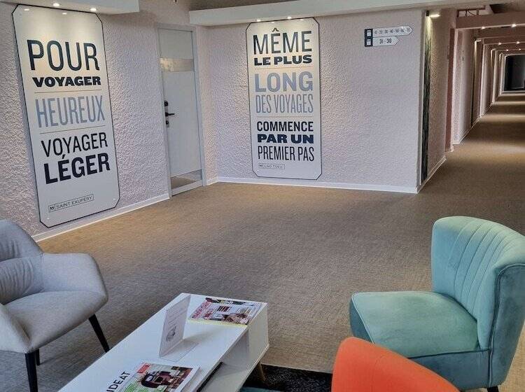 هتل Kyriad Angoulême Nord Champniers  Hôtel & Résidence