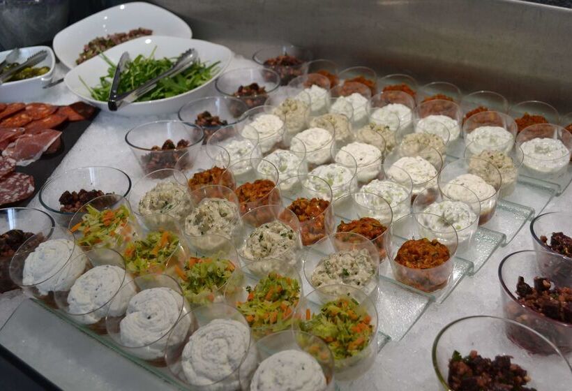 هتل Restaurant Kyriad Brive Centre
