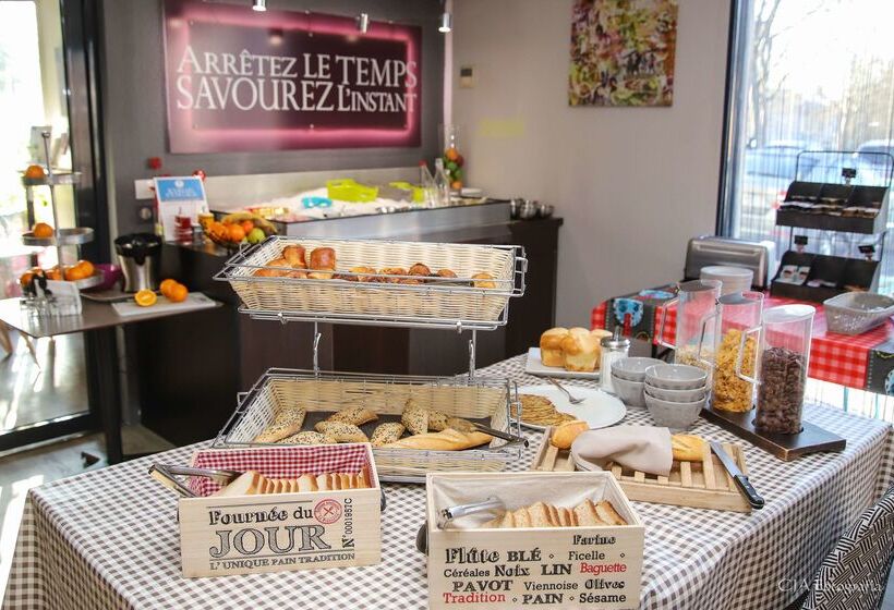 هتل Restaurant Kyriad Brive Centre