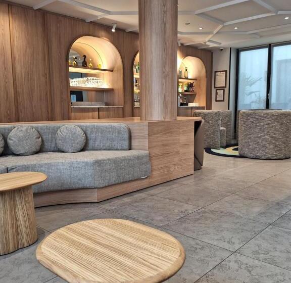 Fotos del hotel Mercure Paris Arc De Triomphe Wagram:  15