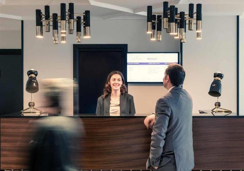 هتل Mercure Paris Arc De Triomphe Wagram