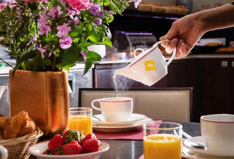 Fotos del hotel Mercure La Sorbonne Saintgermaindesprés:  22