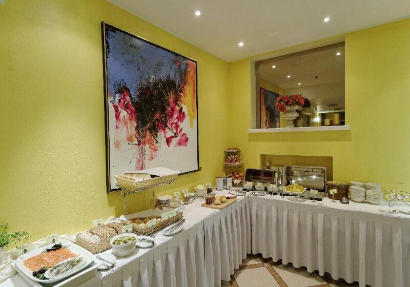 Fotos del hotel My City:  41