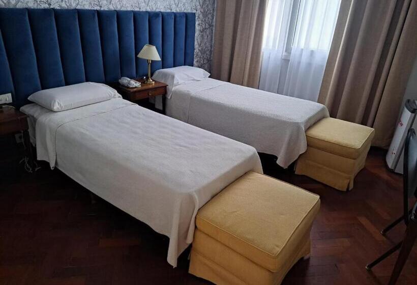 Fotos del hotel Regis Orho:  4