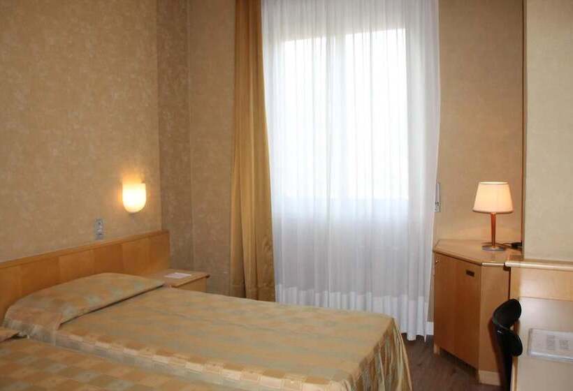 Fotos del hotel Sant'ambroeus:  2