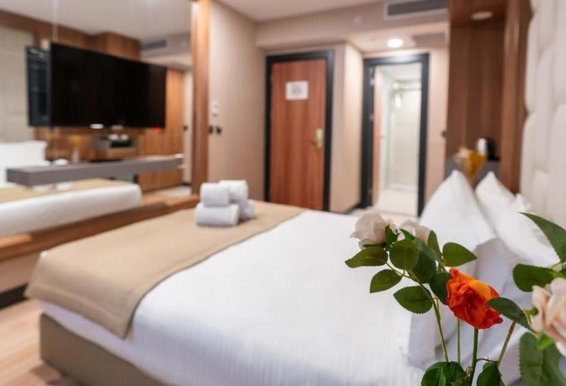 Fotos del hotel Lion:  16