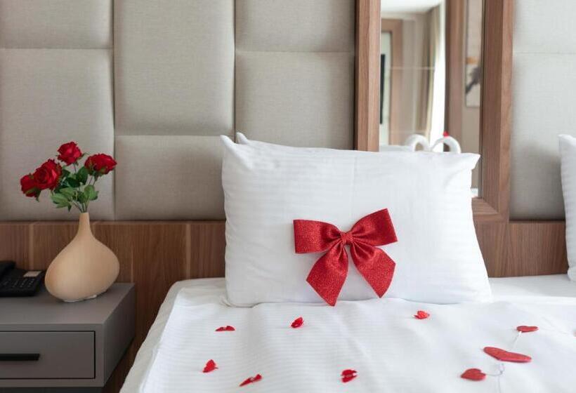 Fotos del hotel Lion:  9